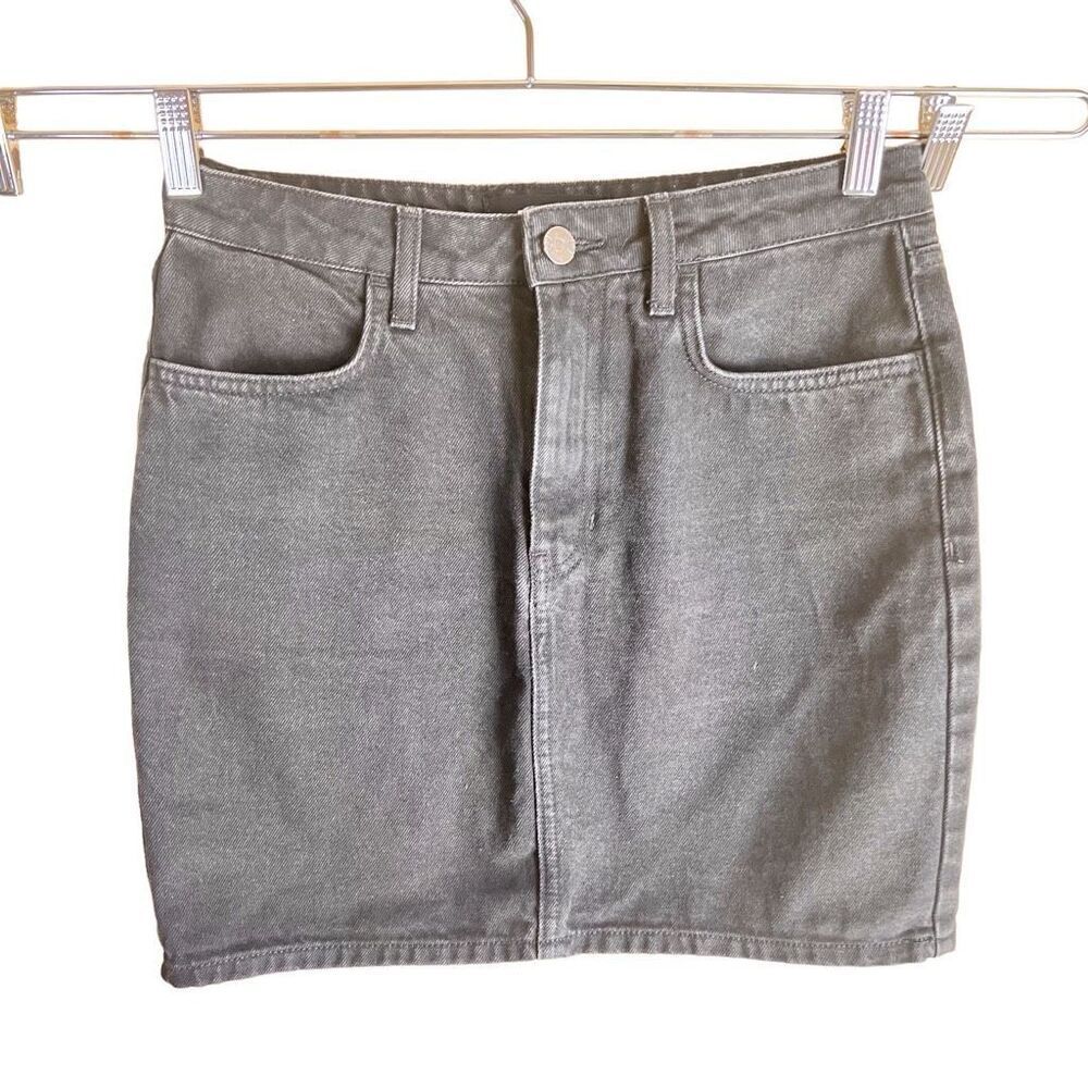 Urban Outfitters BDG Black Grey Denim Skirt Size Medium Casual Going Out‎